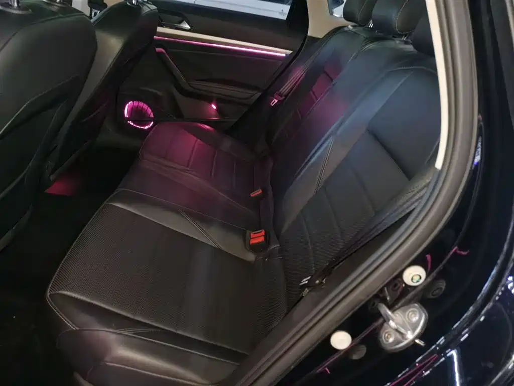 Volkswagen Lavida 2019 1.5L Automatic Comfort Edition China VI фото 10
