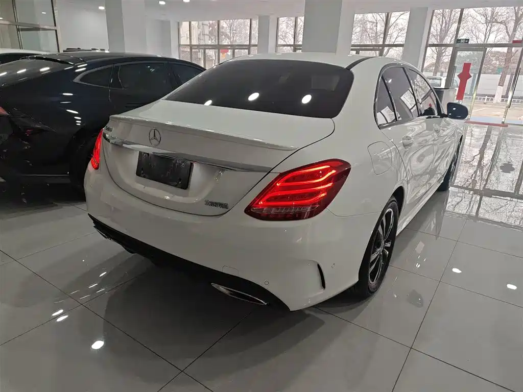Mercedes-Benz C-Class 2017 C 200 Sport фото 7