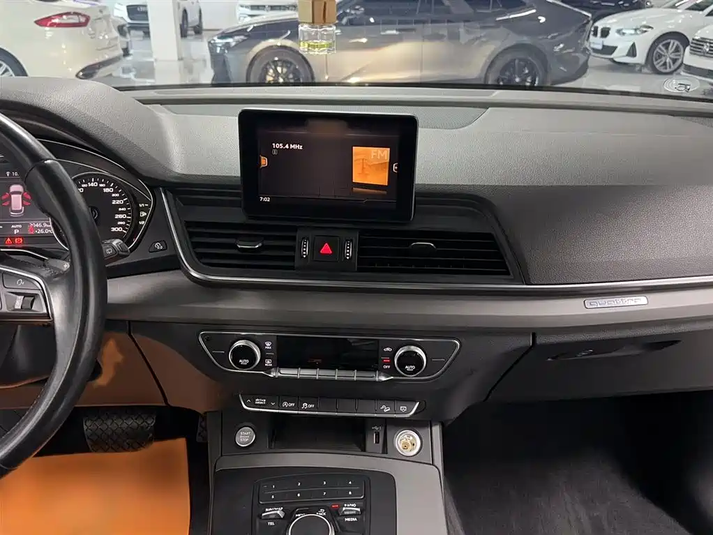 Audi Q5L 2018 40 TFSI Prestige Progressive (China V) фото 6