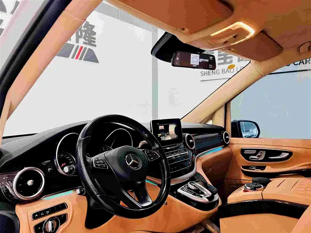 Mercedes-Benz V-Class 2020 V 260 Luxury Edition фото 7