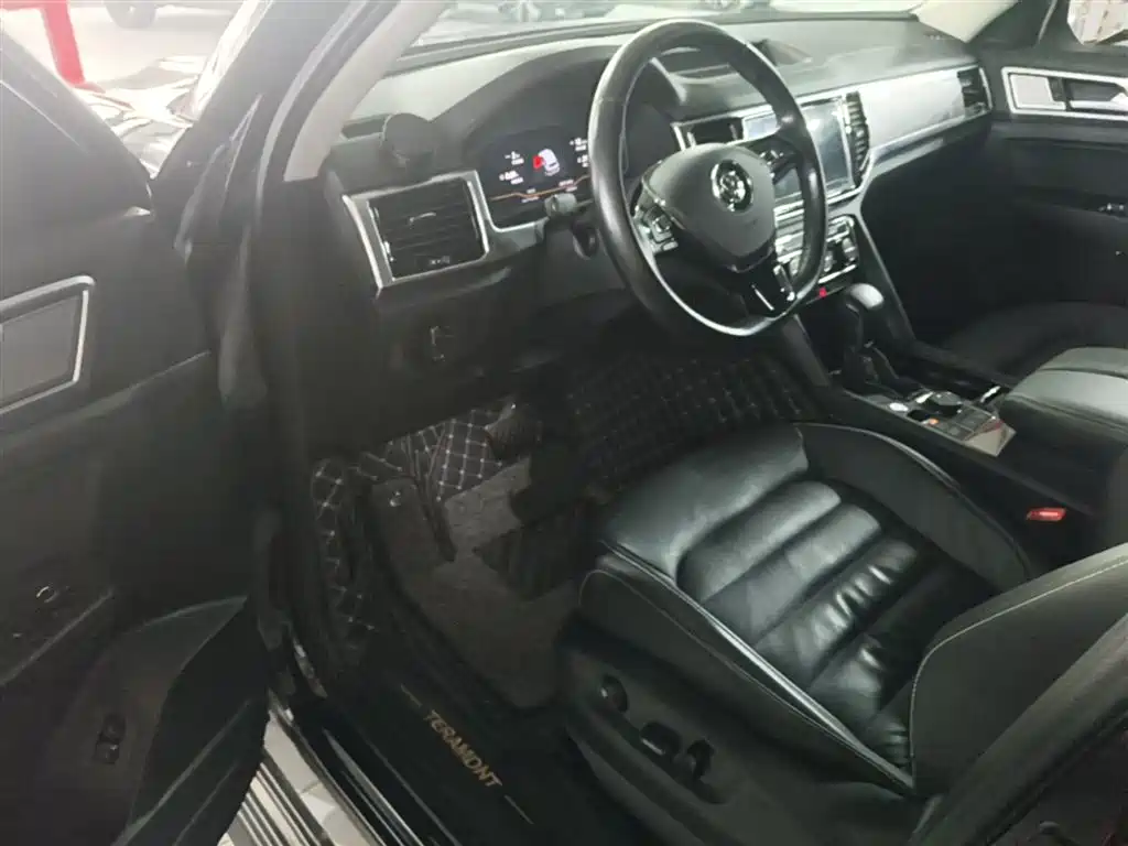 Volkswagen Teramont 2020 380TSI 4WD Luxury Edition China VI фото 23
