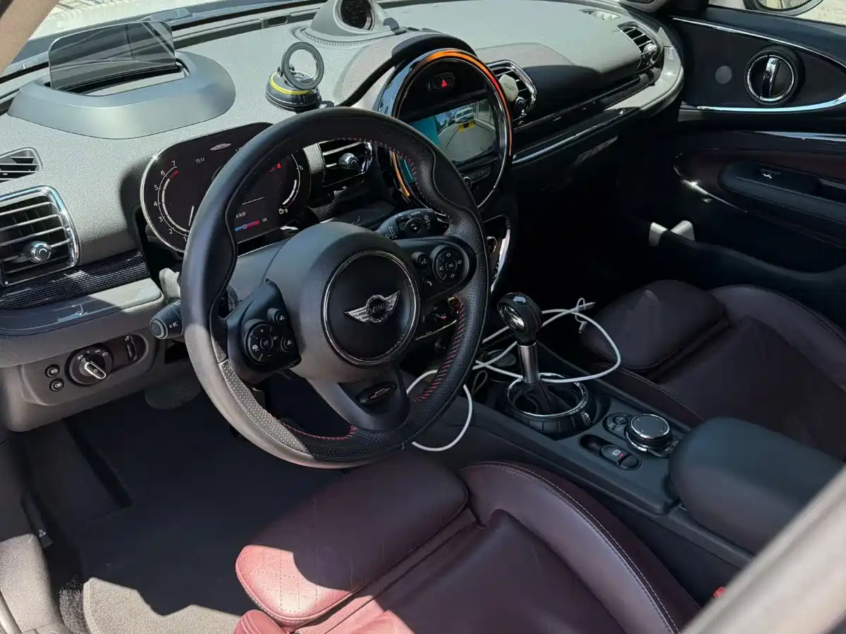 MINI CLUBMAN 2016 2.0T COOPER S Geek Edition фото 4