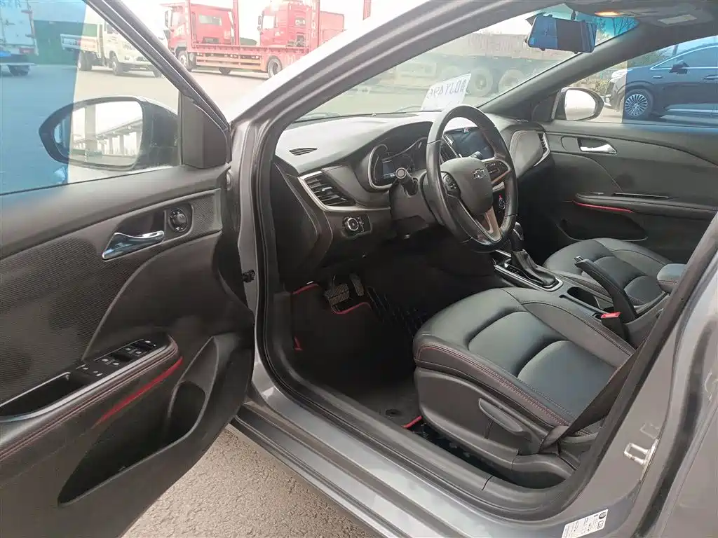 Chevrolet Monza 2022 Mild Hybrid RS 330T Automatic Comfort Edition фото 12