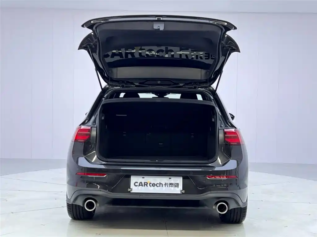 VOLKSWAGEN GOLF GTI