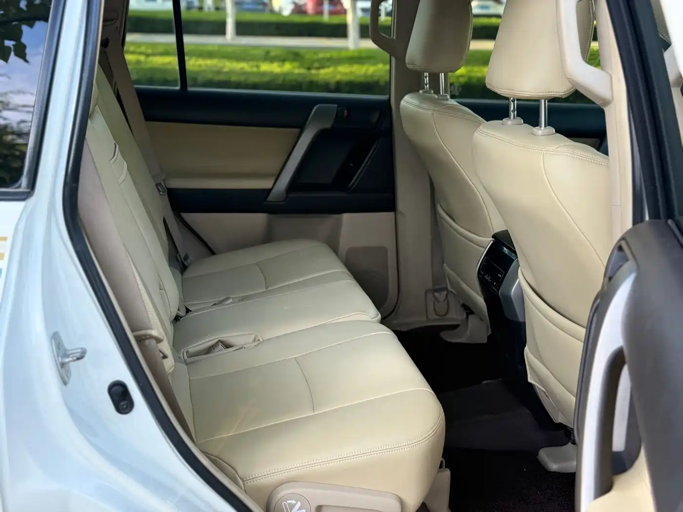 Toyota Prado (Import) 2010 2.7L Automatic Standard фото 9