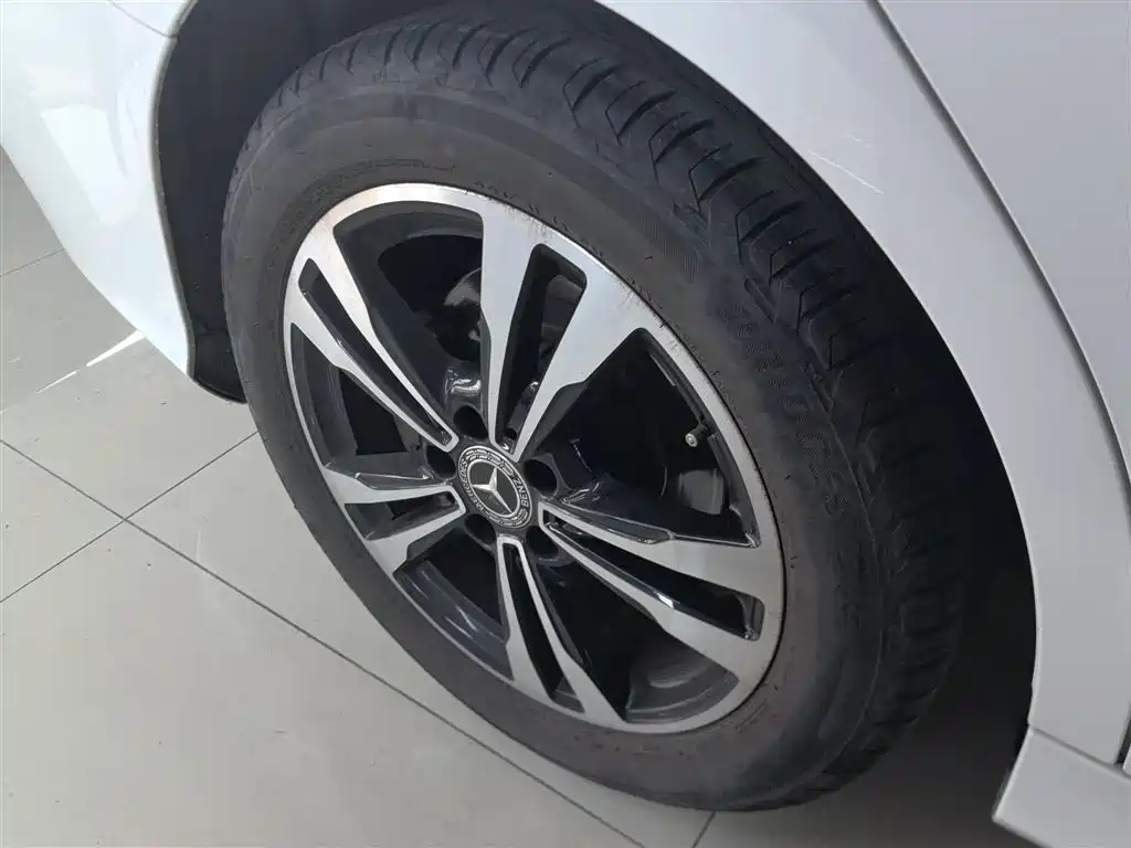 Mercedes-Benz C-Class 2017 Facelift C 200 Sport Edition фото 22