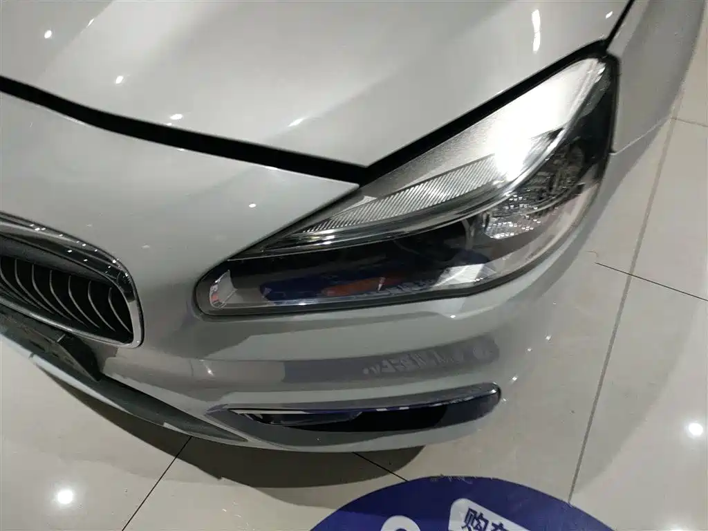 BMW 2 Series Tourer (Import) 2014 220i Luxury Design Package фото 24