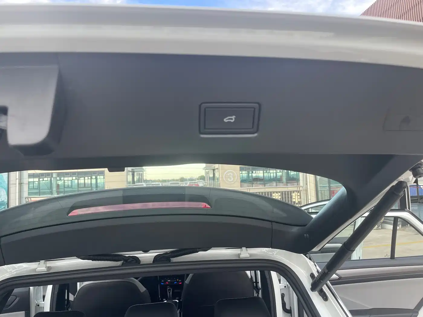 Volkswagen T-ROC 2023 300TSI DSG 2WD Starlight Edition фото 20