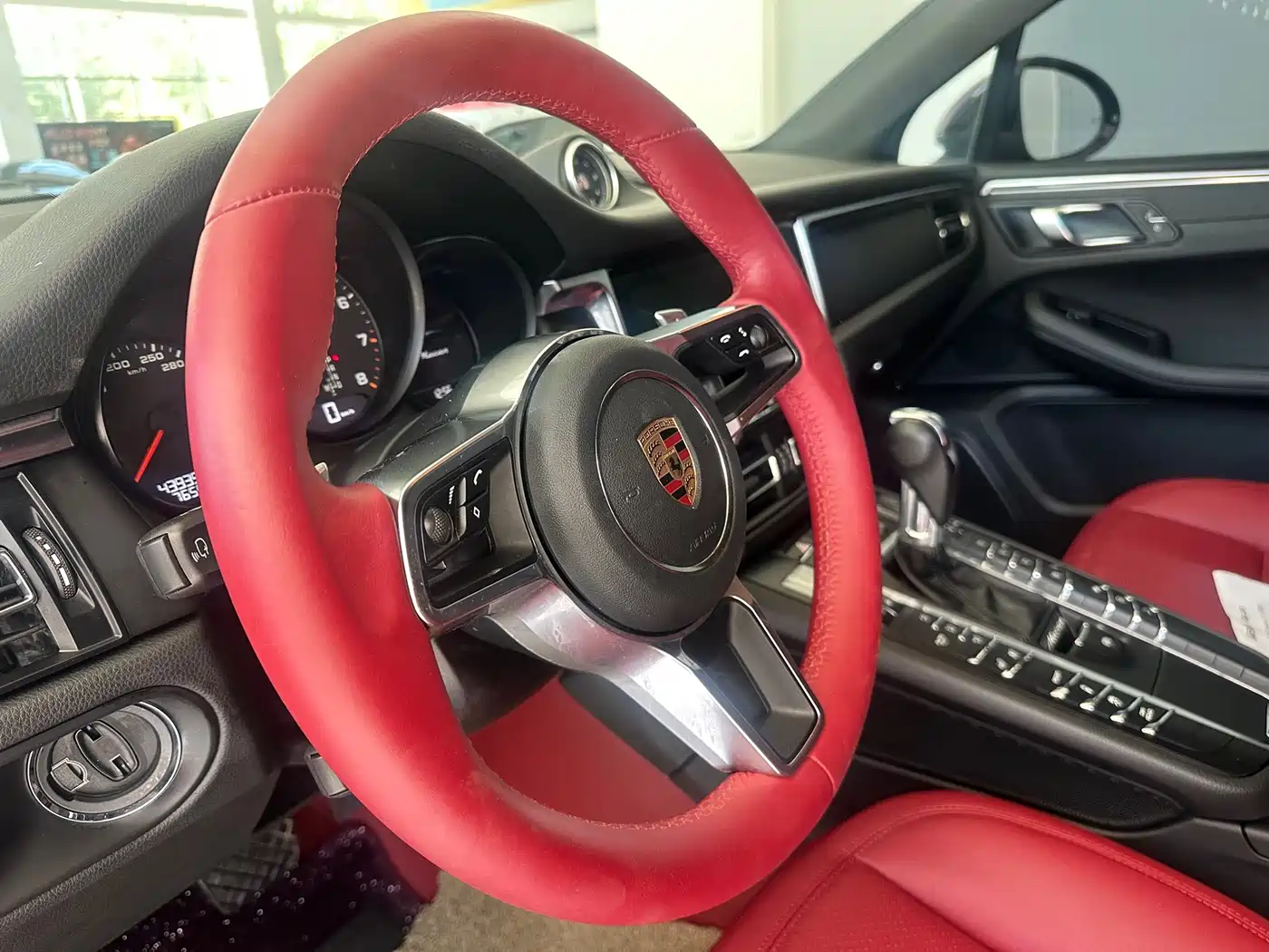Porsche Macan 2020 Macan 2.0T фото 8
