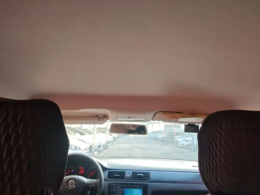 Volkswagen Santana 2016 1.6L Manual Trend Edition фото 18