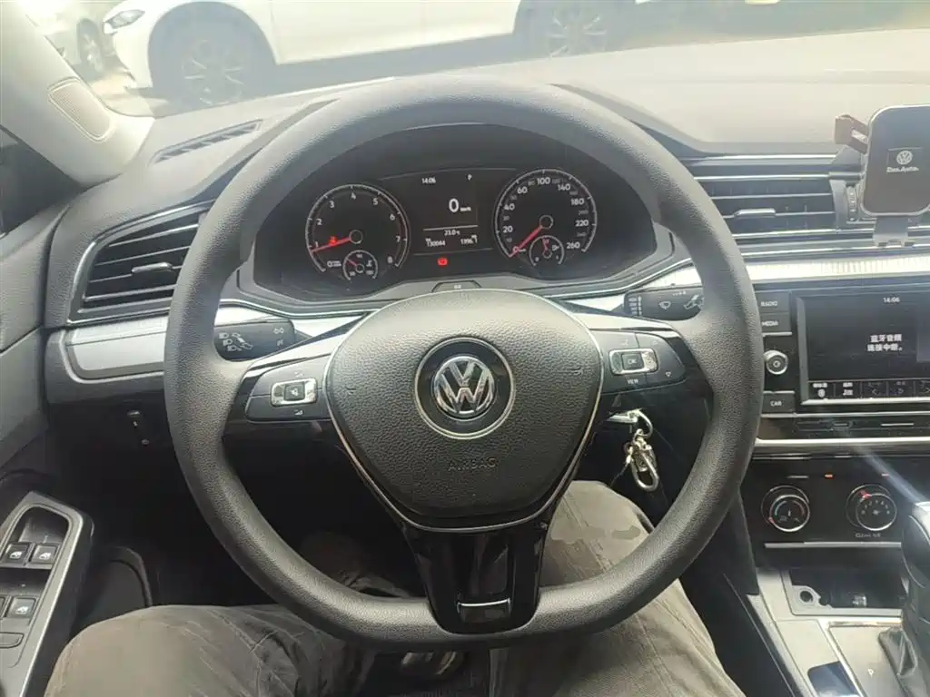 Volkswagen Lamando 2019 230TSI DSG Fashion Edition China VI фото 7