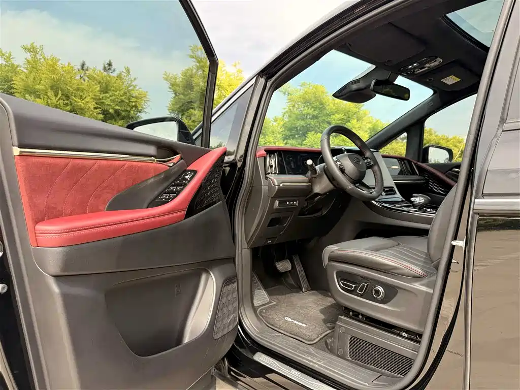 GAC Trumpchi Trumpchi M8 2025 Model Master Series Super Hybrid Edition фото 4