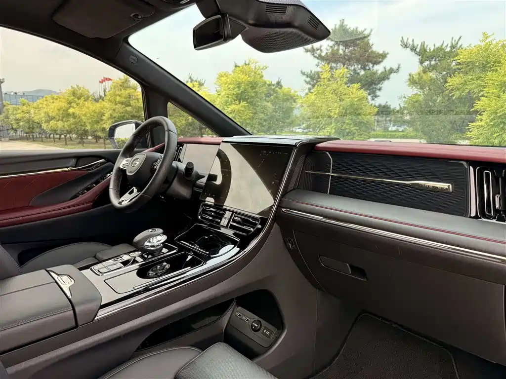 GAC Trumpchi Trumpchi M8 2025 Model Master Series Super Hybrid Edition фото 20