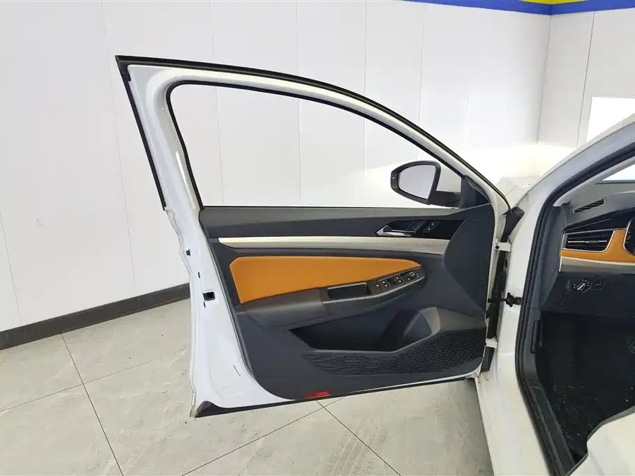 Volkswagen Bora 2023 200TSI DSG Yuexing PRO Edition фото 7