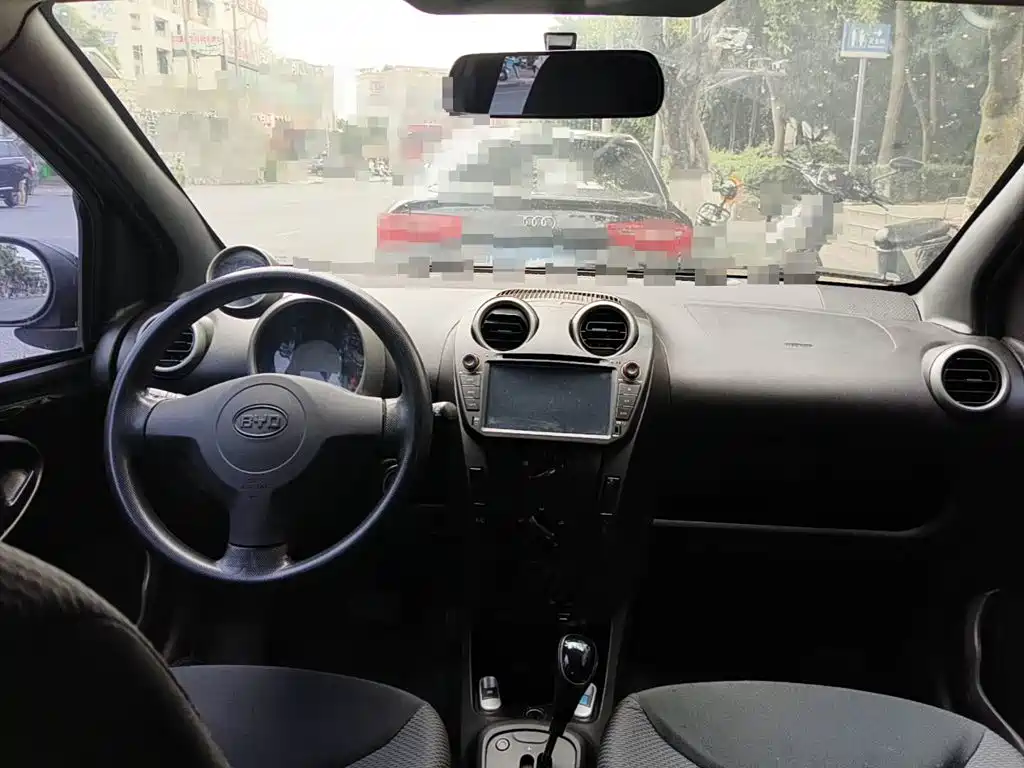 BYD F0 2014 2013 1.0L AMT Joy Edition