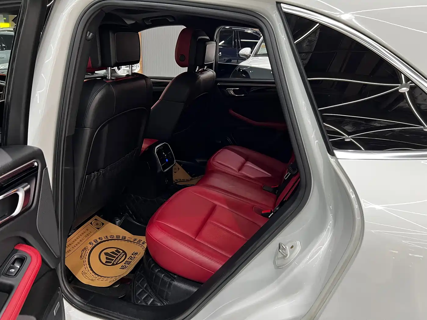 Porsche Macan 2018 Macan S 3.0T фото 12