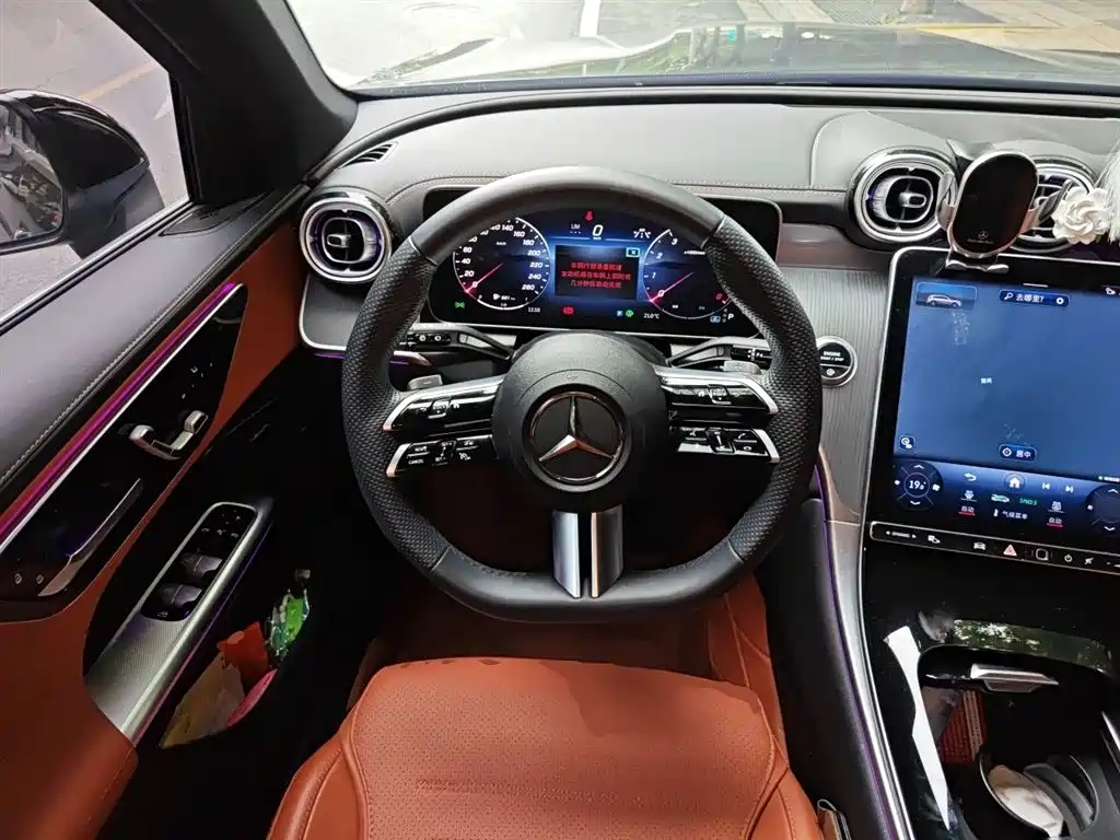 Mercedes-Benz GLC 2023 GLC 260 L 4MATIC Luxury 7-Seater фото 7