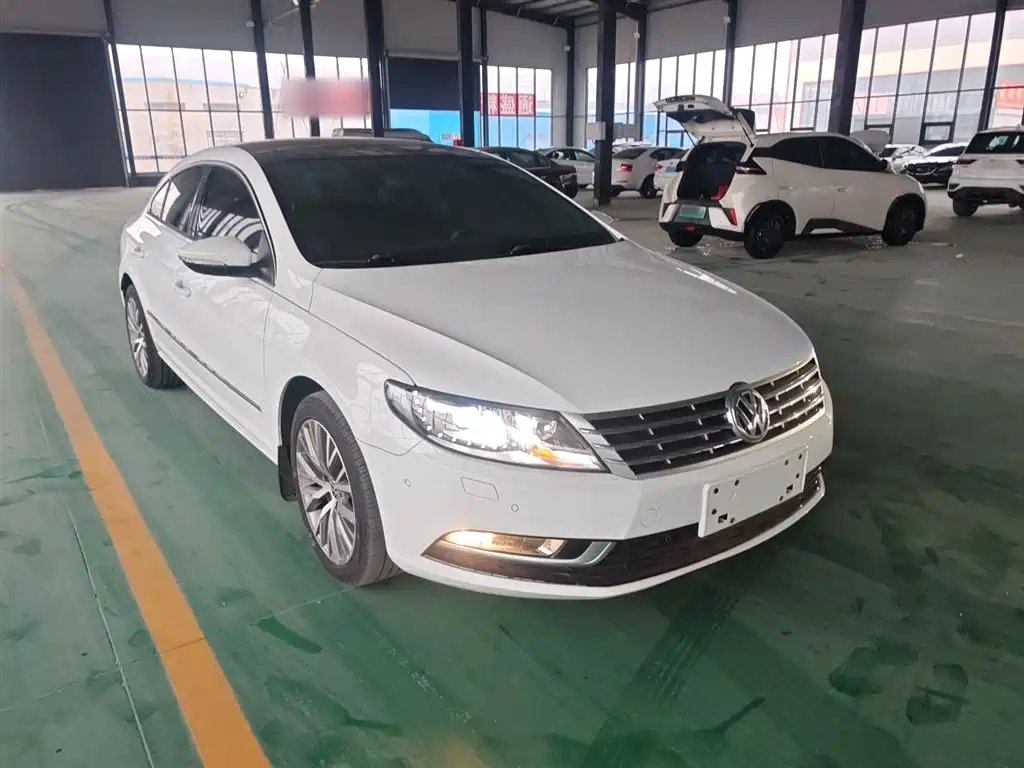Volkswagen FAW-Volkswagen CC 2016 Model 1.8TSI Luxury фото 4