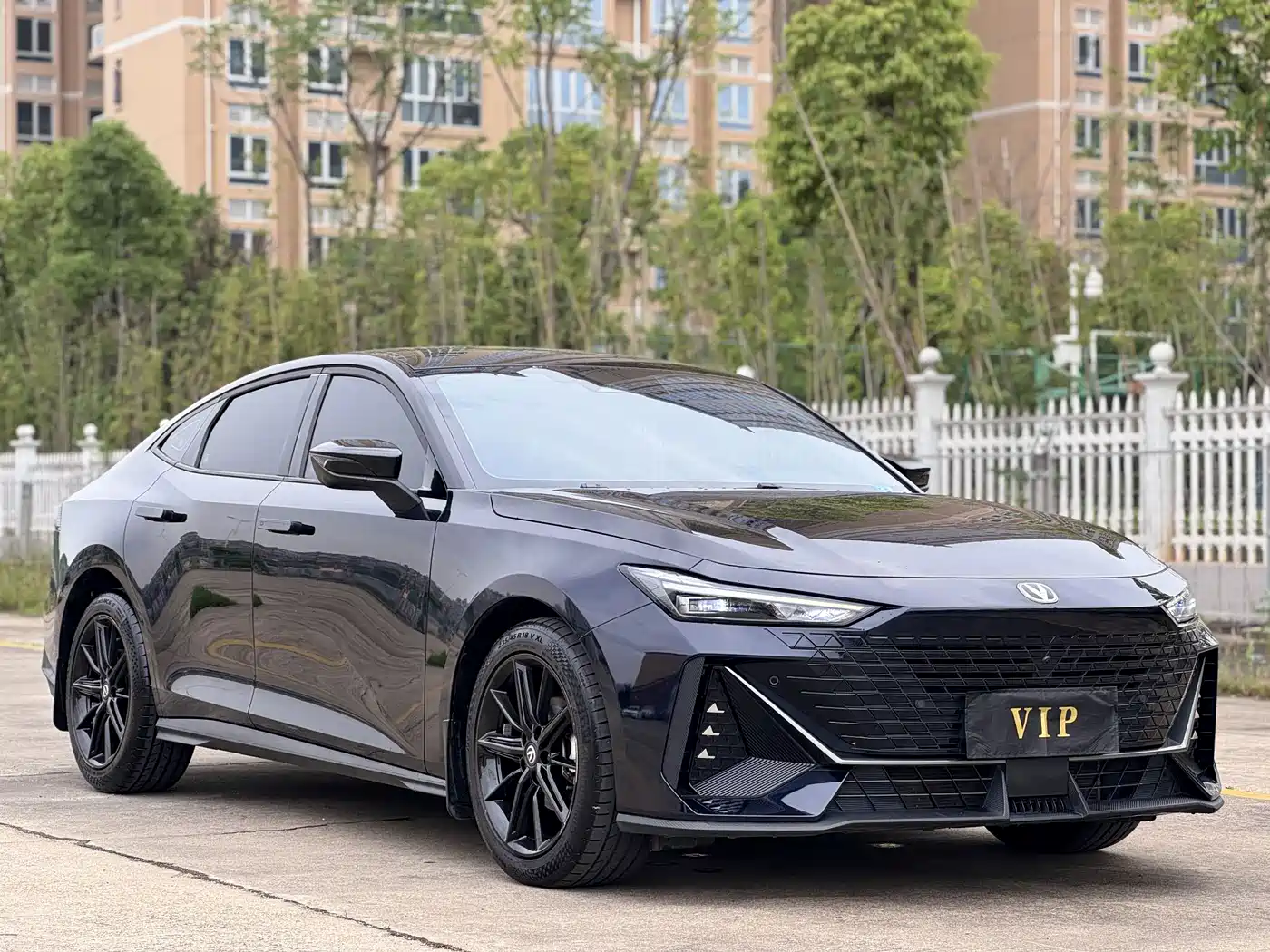 CHANGAN UNI-V