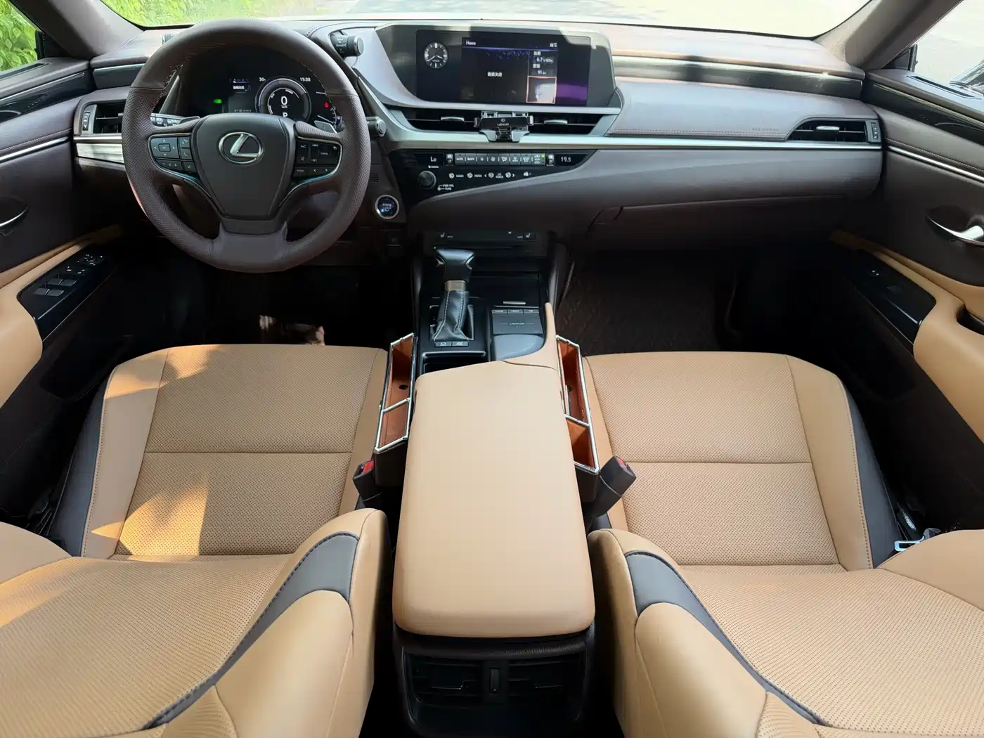 Lexus ES 2020 Model 300h Excellence Edition фото 8