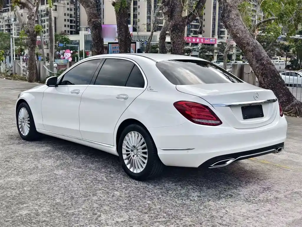 Mercedes-Benz C-Class 2016 C 180 L фото 8