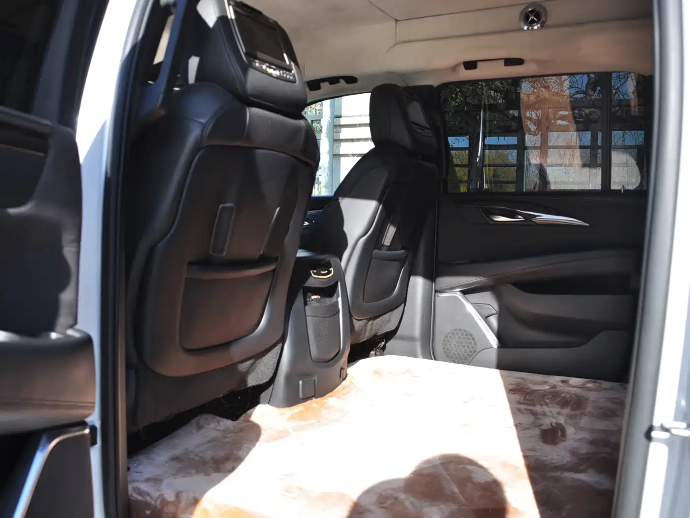Photo 7 - Cadillac Escalade