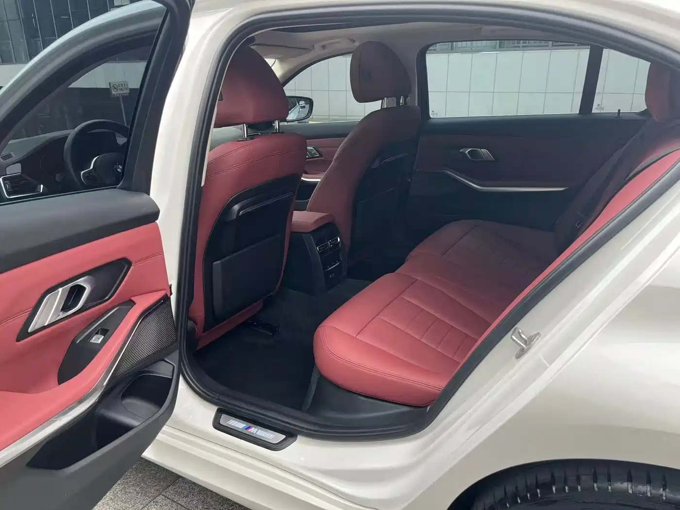 BMW 3 Series 2021 Second Facelift 325Li M Sport Package фото 5