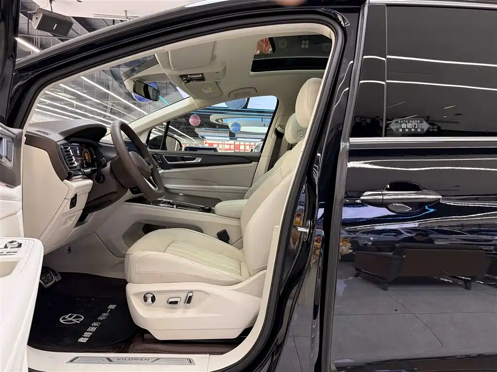 Volkswagen Viloran 2023 380TSI Prestige Edition фото 4