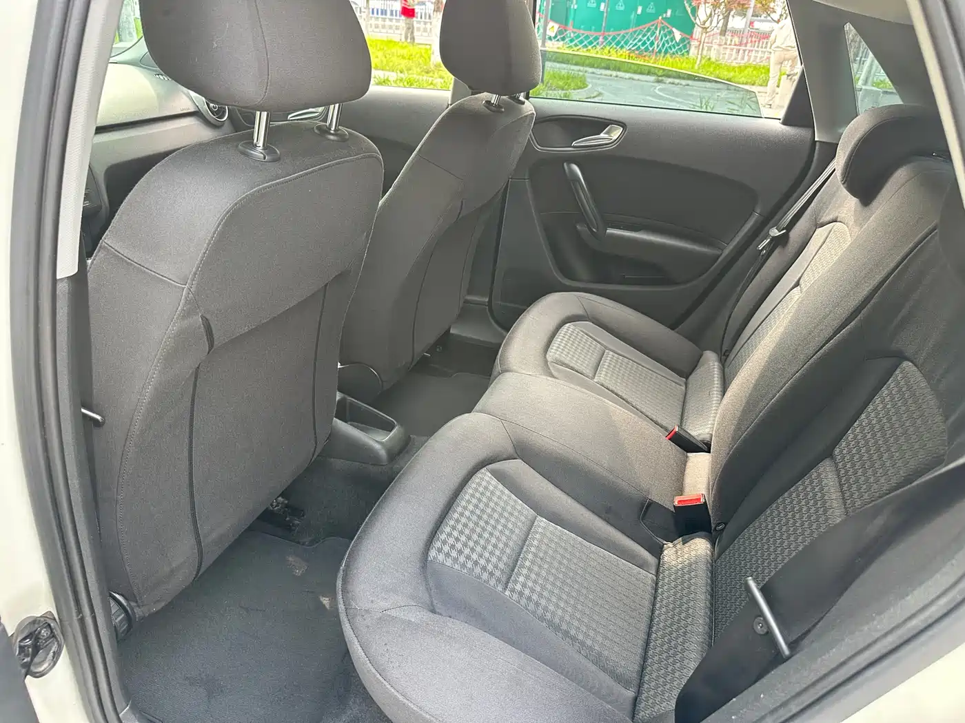 Audi A1 2013 Model 30 TFSI Sportback Urban фото 12