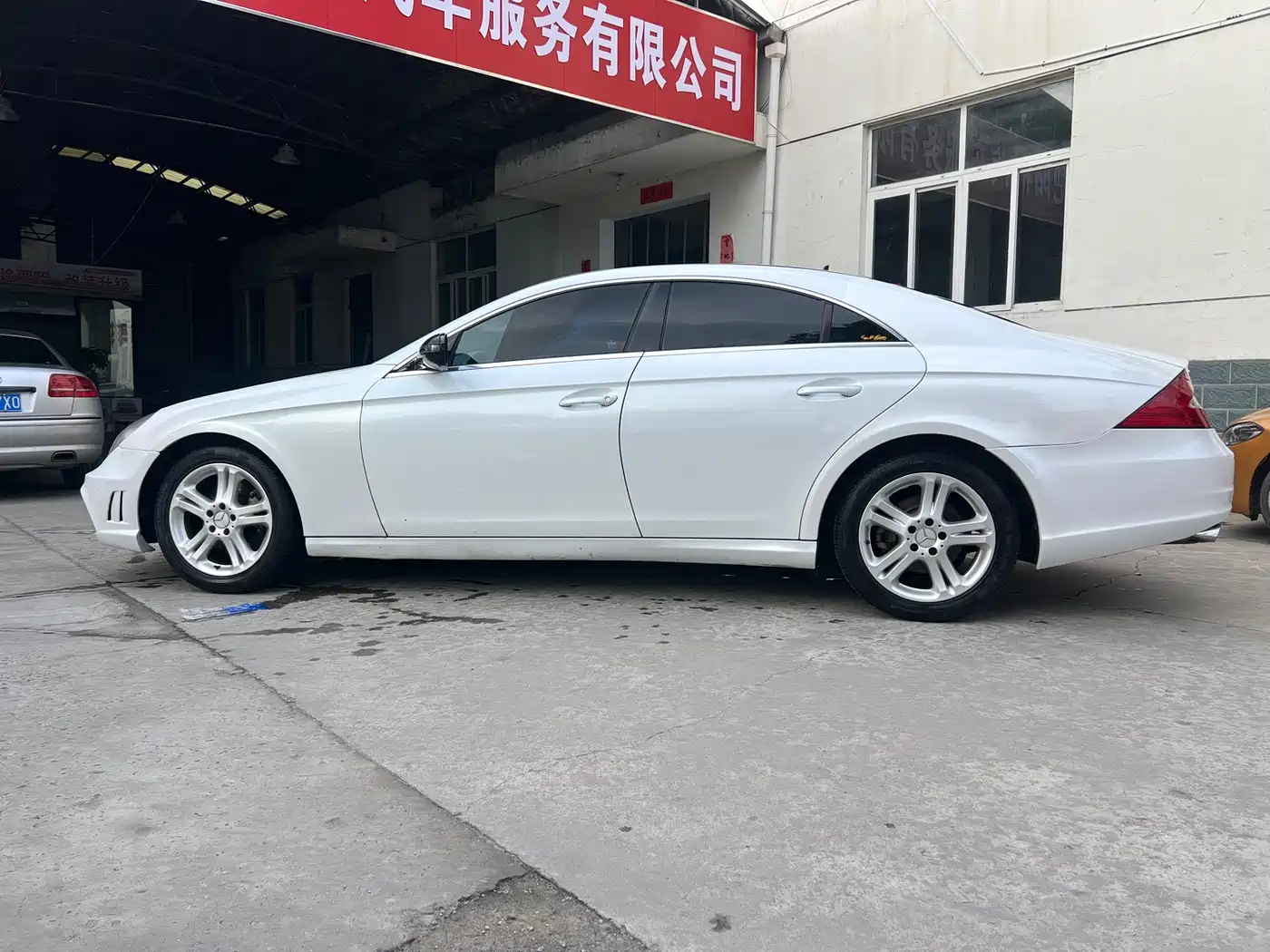 Mercedes-Benz CLS 2009 CLS 300 фото 4