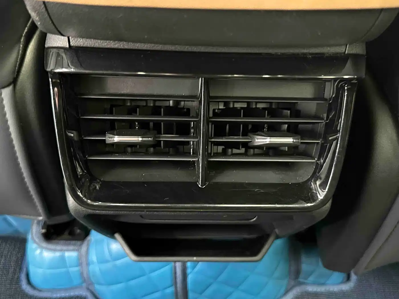 Geely Boyue L 2022 2023 Model 2.0TD DCT Flagship