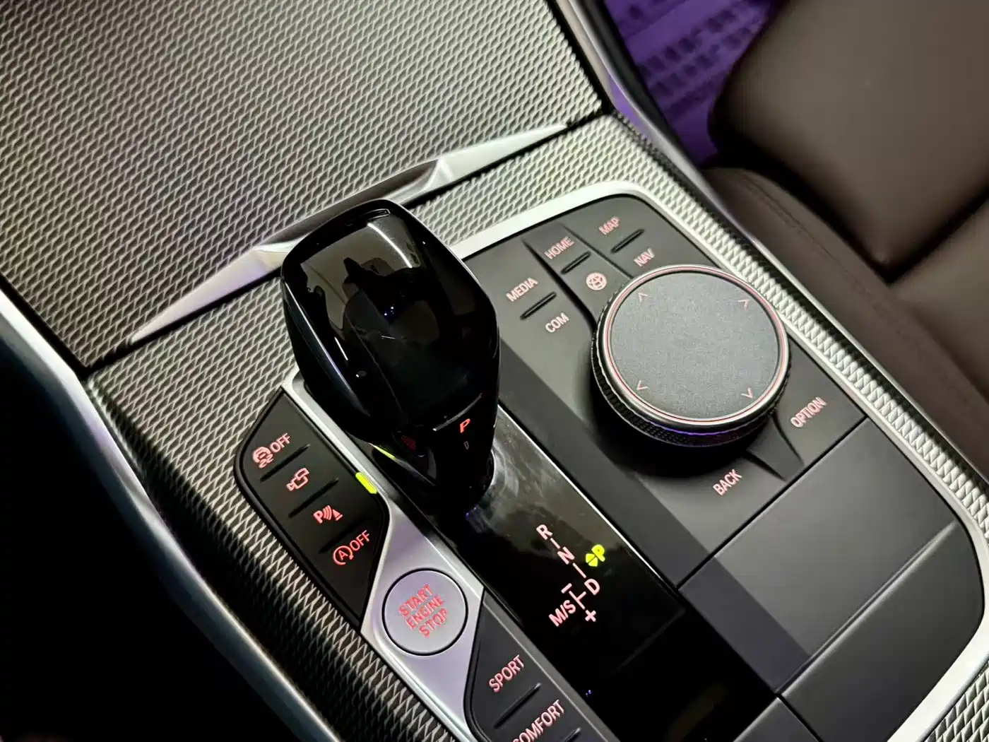 BMW 3 Series 2021 325i M Sport Night Edition фото 7