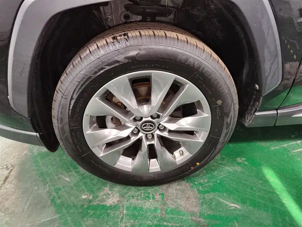 Toyota Wildlander 2022 Hybrid 2.5L E-CVT FWD Luxury PLUS Edition фото 25