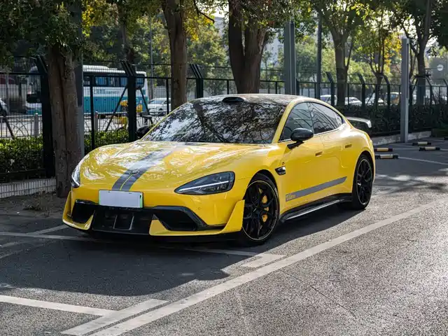 XIAOMI CAR XIAOMI SU7 ULTRA