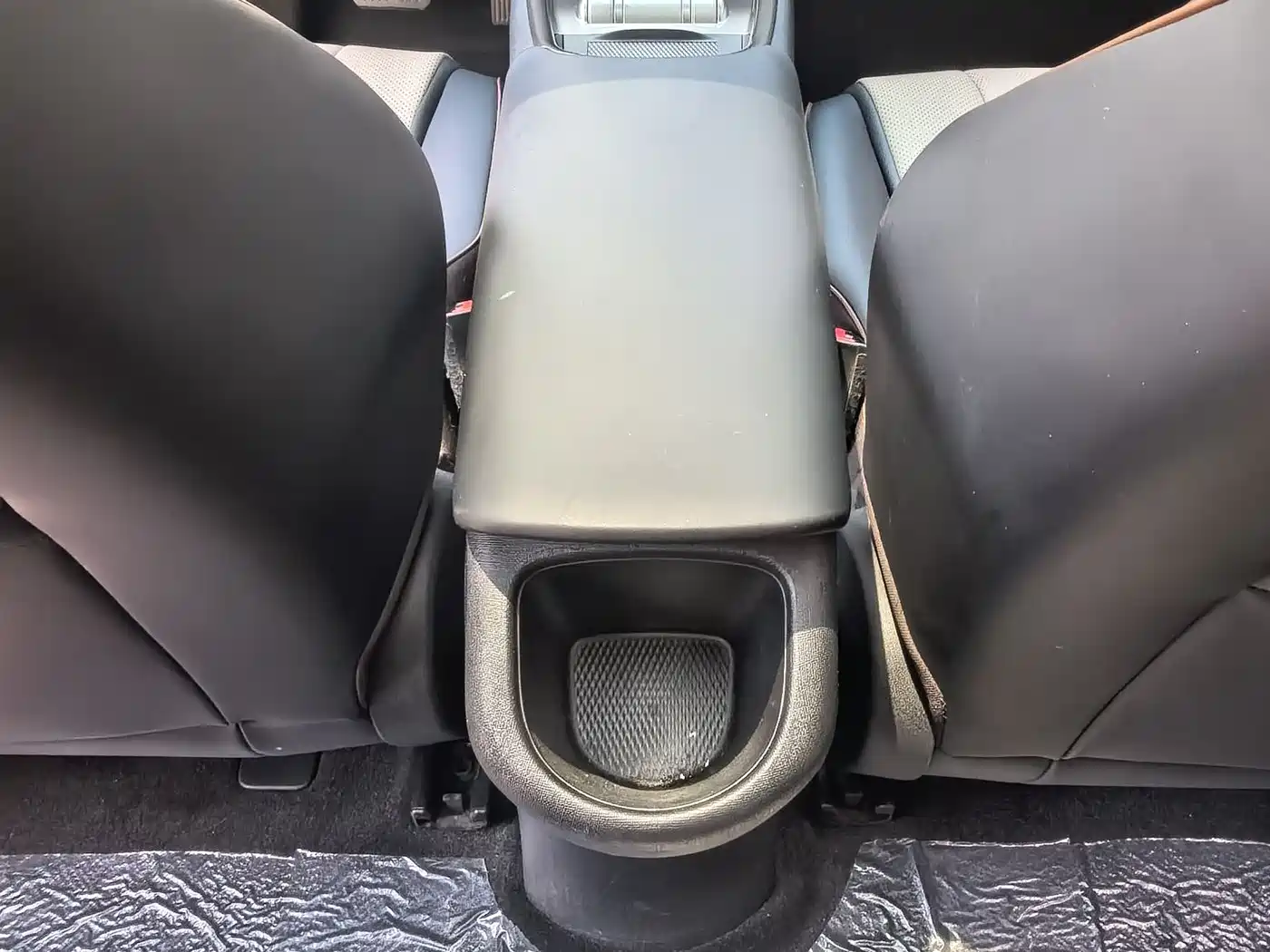 BYD Dolphin 2023 420km Fashion Edition фото 12