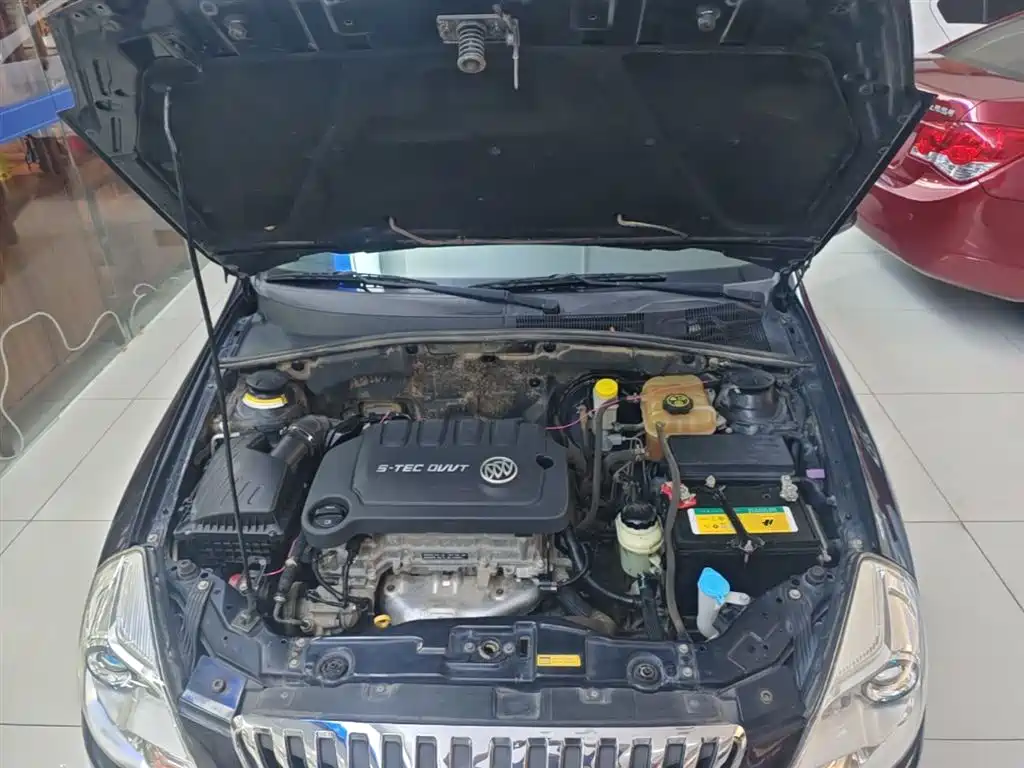 Buick Excelle 2013 1.5L Manual Classic Edition фото 20