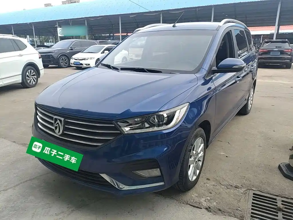 Фото 2 - Baojun 360