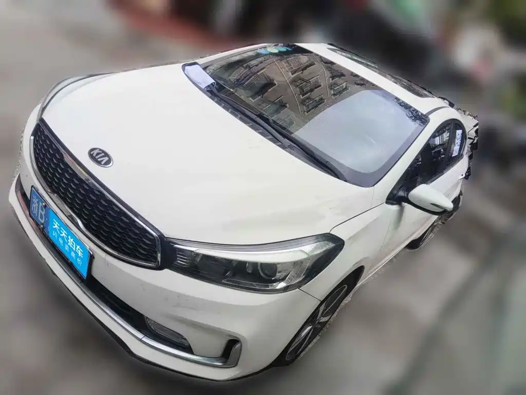 Photo 1 - Kia K3