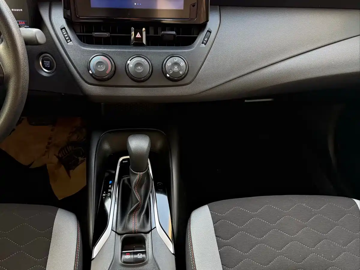 Toyota Corolla 2023 1.2T Elite Edition фото 12
