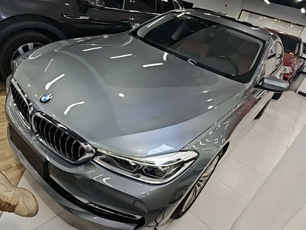 BMW 6 Series GT 2019 630i Luxury Design Package