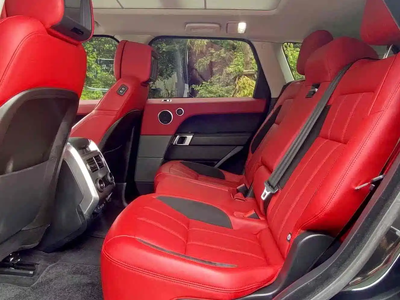 Land Rover Range Rover Sport 2020 3.0 L6 SE фото 8