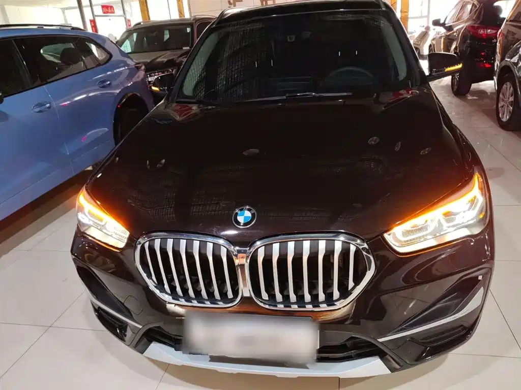 BMW X1 2020 sDrive20Li Premium Edition фото 3