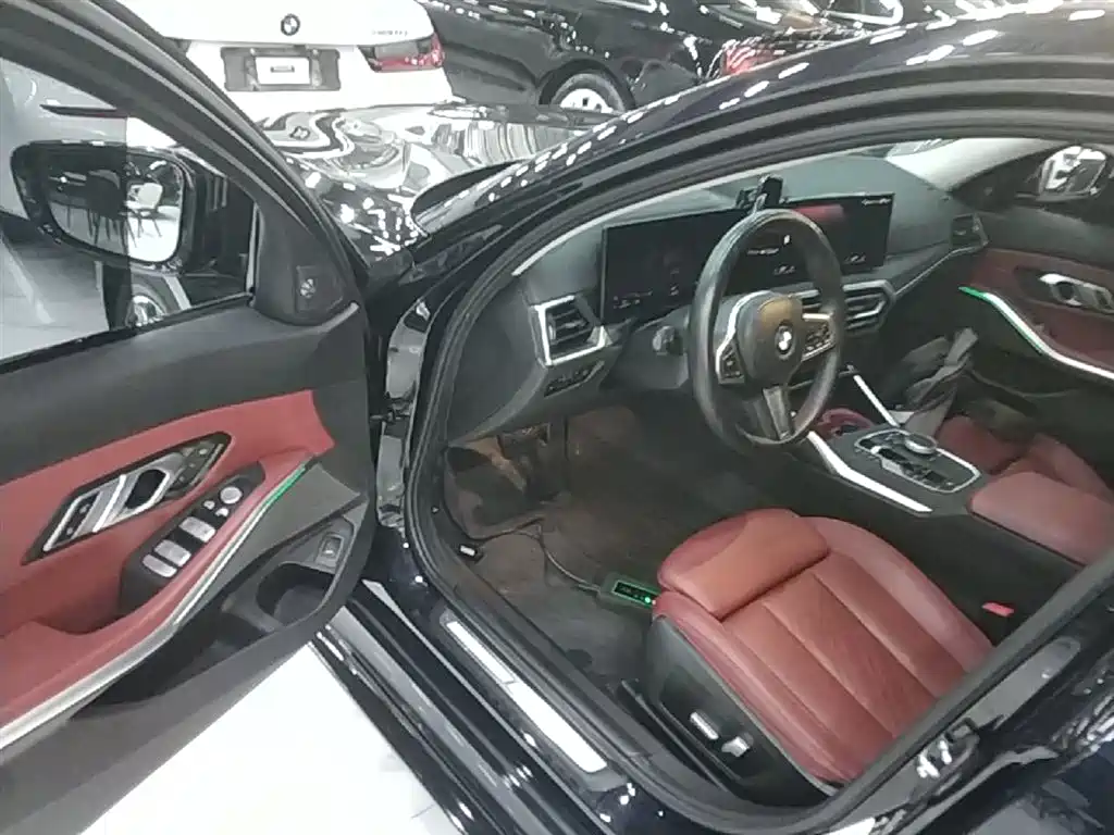 BMW 3 Series 2023 325Li M Sport Black Night Package фото 16