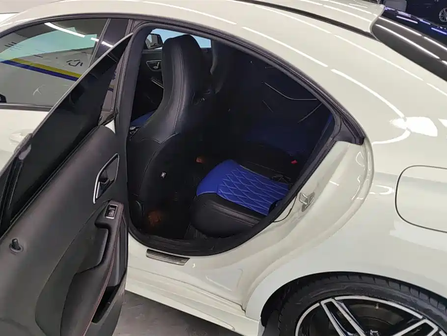 Mercedes-Benz CLA (Import) 2016 Facelift CLA 220 4MATIC фото 11