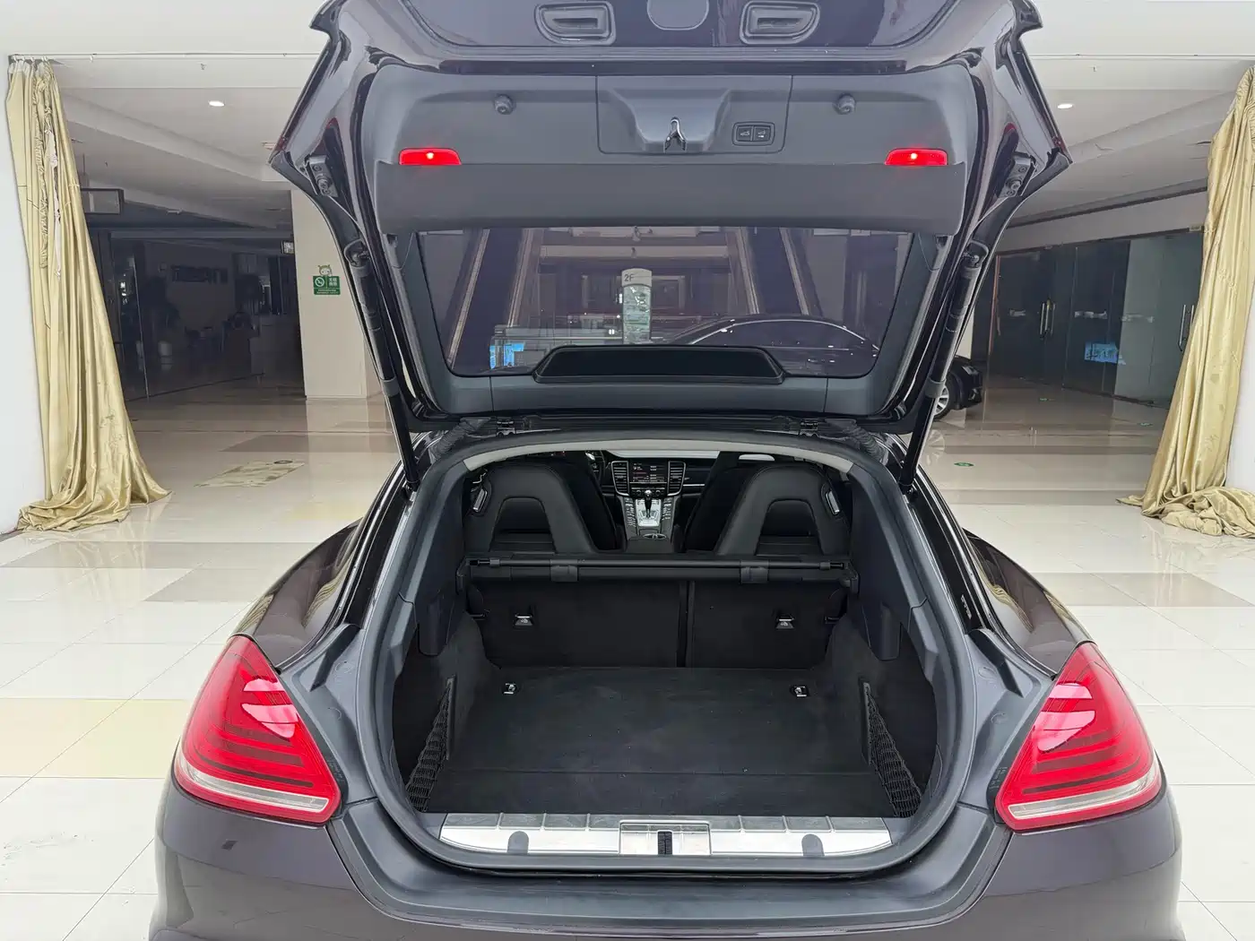 Porsche Panamera 2014 Panamera 3.0T фото 13