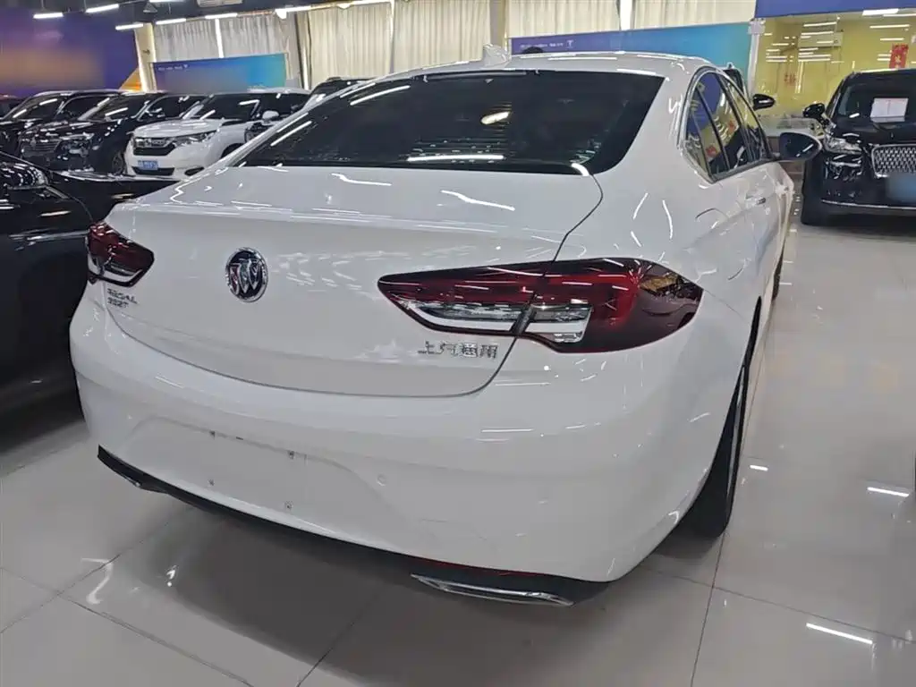 Buick Regal 2020 552T Elite фото 7