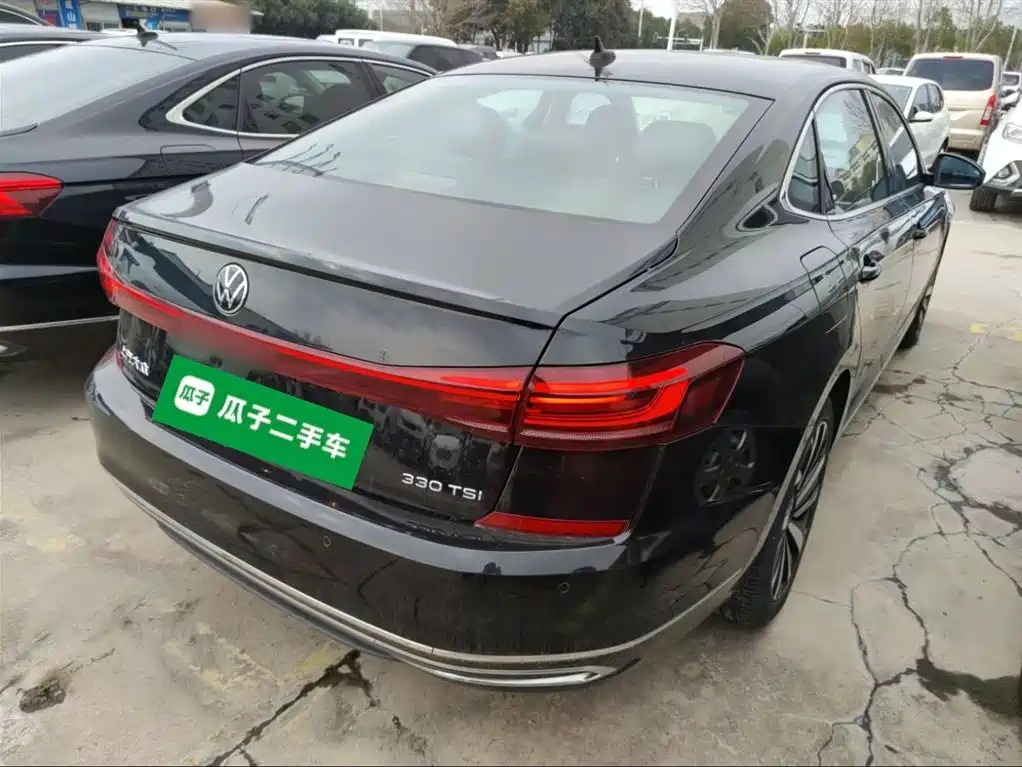 Volkswagen Passat 2022 330TSI Elite Edition фото 5