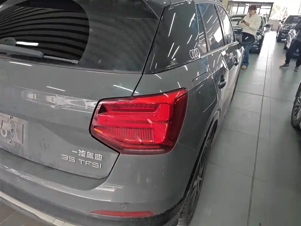 Audi Q2L 2018 35 TFSI Launch Exclusive Edition China VI фото 8