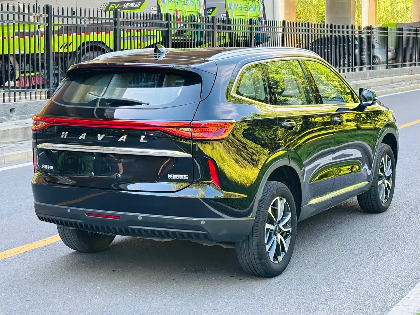 Haval H6 2022 3rd Gen 1.5T Auto 2WD Plus фото 6