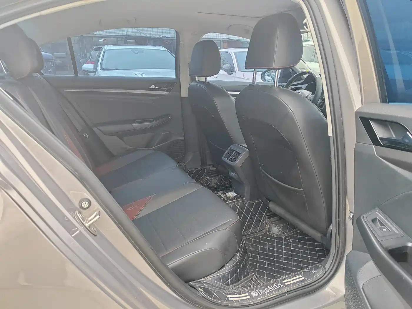 Volkswagen Bora 2019 280TSI DSG Elite Type фото 9